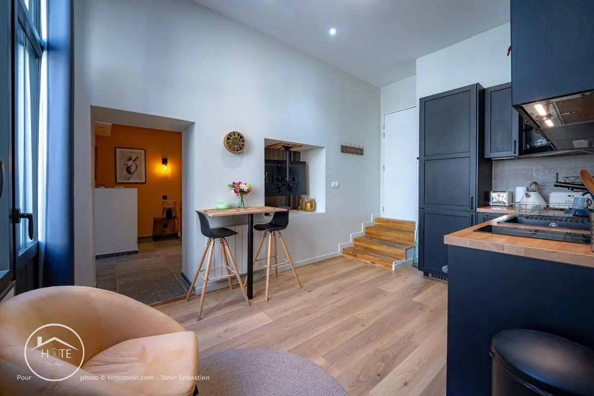 Chic & Spa L Ascenseur L Terrasse Centre Ville Chambéry Apartamento