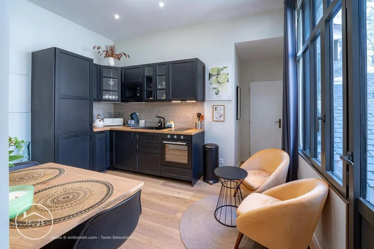Apartamento Chic & Spa L Ascenseur L Terrasse Centre Ville Chambéry Francia